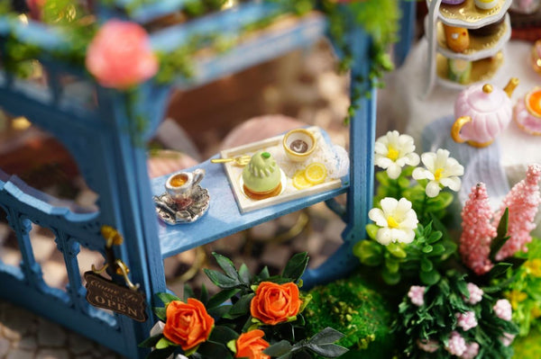 Rose Garden Tea House Miniature D.I.Y Kit