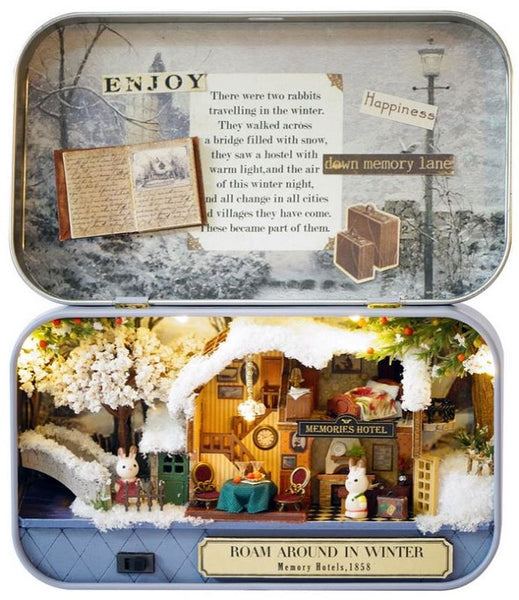 Theatre Box Tin Kit - Roam Around In Winter
