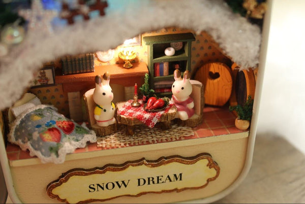 Theatre Box Tin Kit - Snow Dream
