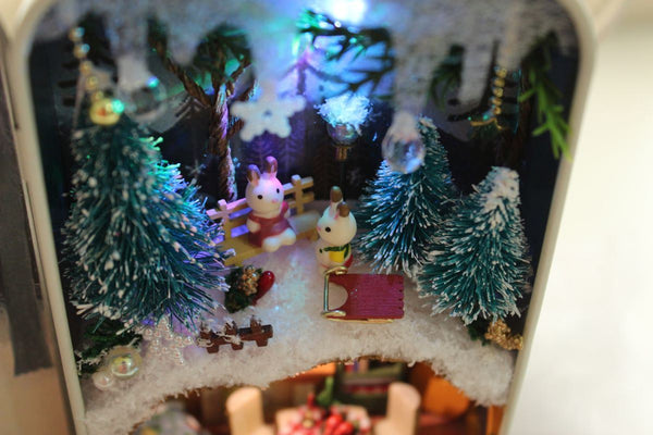 Theatre Box Tin Kit - Snow Dream