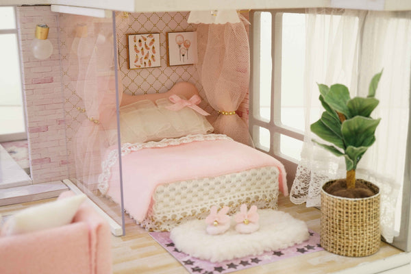 Girlish Dreams Loft Apartment Miniature D.I.Y Kit