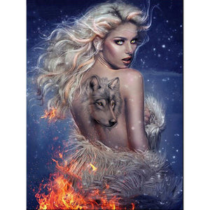 Diamond Painting - Lady with Wolf on Back - 40cm x 50cm