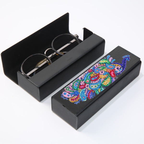 Diamond Painting Glasses Case - Peacock